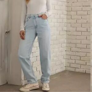 American Eagle Women’s Highest Rise Baggy Straight Jeans Size 14 NEW